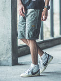 Letter Patch Streetwear Knee Length Cargo Shorts for Men