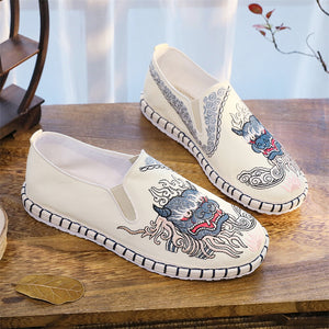 Ethnic Cow Head Cloud Embroidery Breathable Cloth Shoes for Men