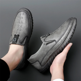 Men's Slip On Crocodile Pattern Walking Flats