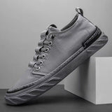 Breathable Fine Stitching Flat Sole Low-Top Canvas Walking Shoes